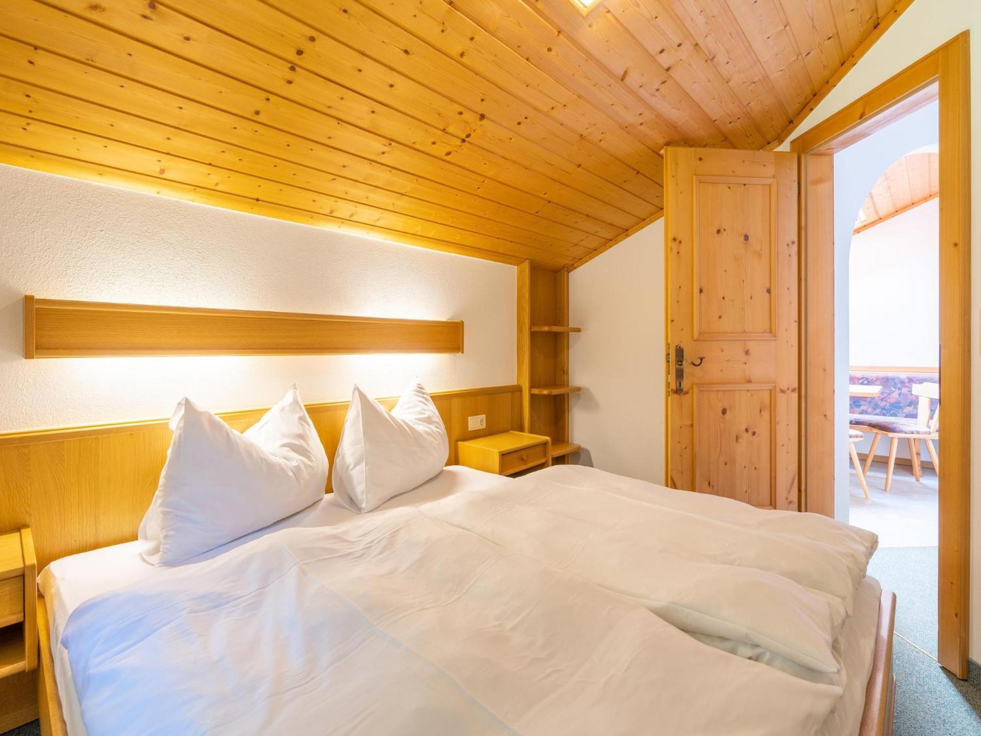 Beautiful Apartment In Mittersill With Balcony Exteriér fotografie